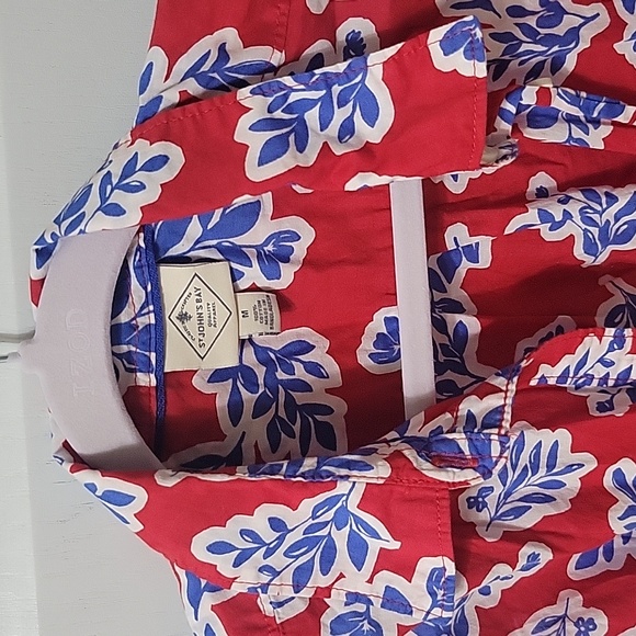 St. John’s Bay Button Up Shirt - Picture 2 of 3